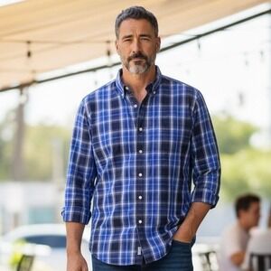 CHAPS RL Mens Blue Plaid Button Down Long Sleeve Shirt Easy Care Size M Classic